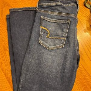 (2) pairs of American Eagle jeans